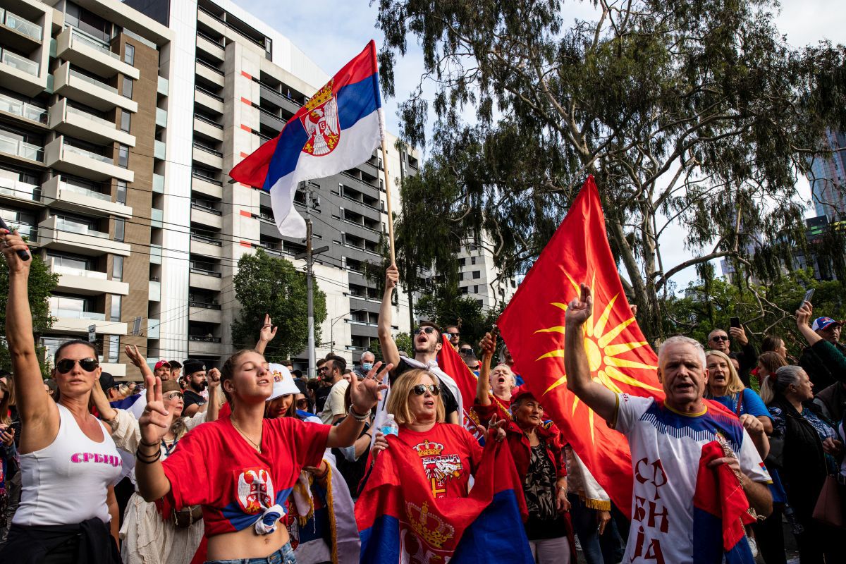Decizia în cazul Djokovic a provocat sărbătoarea în rândul susținătorilor lui Nole pe străzile din Melbourne