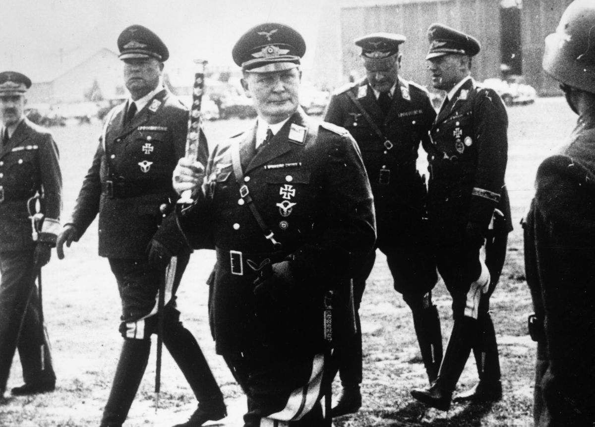 Naziști, lagăre și muncă forțată! Trecutul întunecat al lui Hugo Boss, compania-gigant de modă care a semnat în premieră cu un nume mare ATP