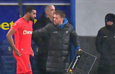 Inepții în cazul Pintilii » Nici selecționerii nu au ceea ce i se cere antrenorului FCSB