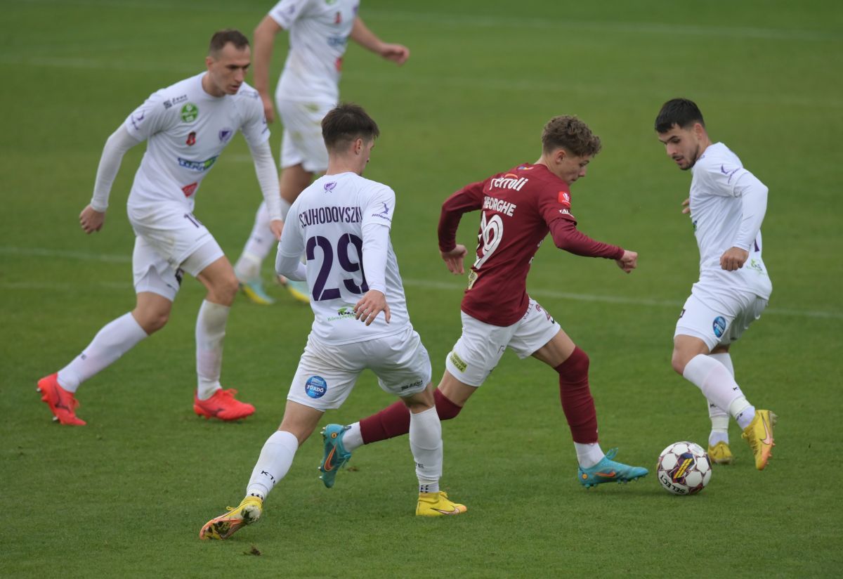 Rapid - Kecskemeti 3-1 » Giuleștenii i-au învins și pe maghiari și pe arbitri, în al doilea amical din Antalya