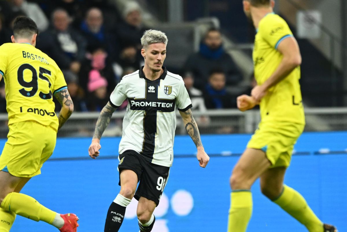 A revenit Valentin Mihăilă, s-a „rupt” Dennis Man! Parma, eliminată din Cupă de Inter, în prelungiri