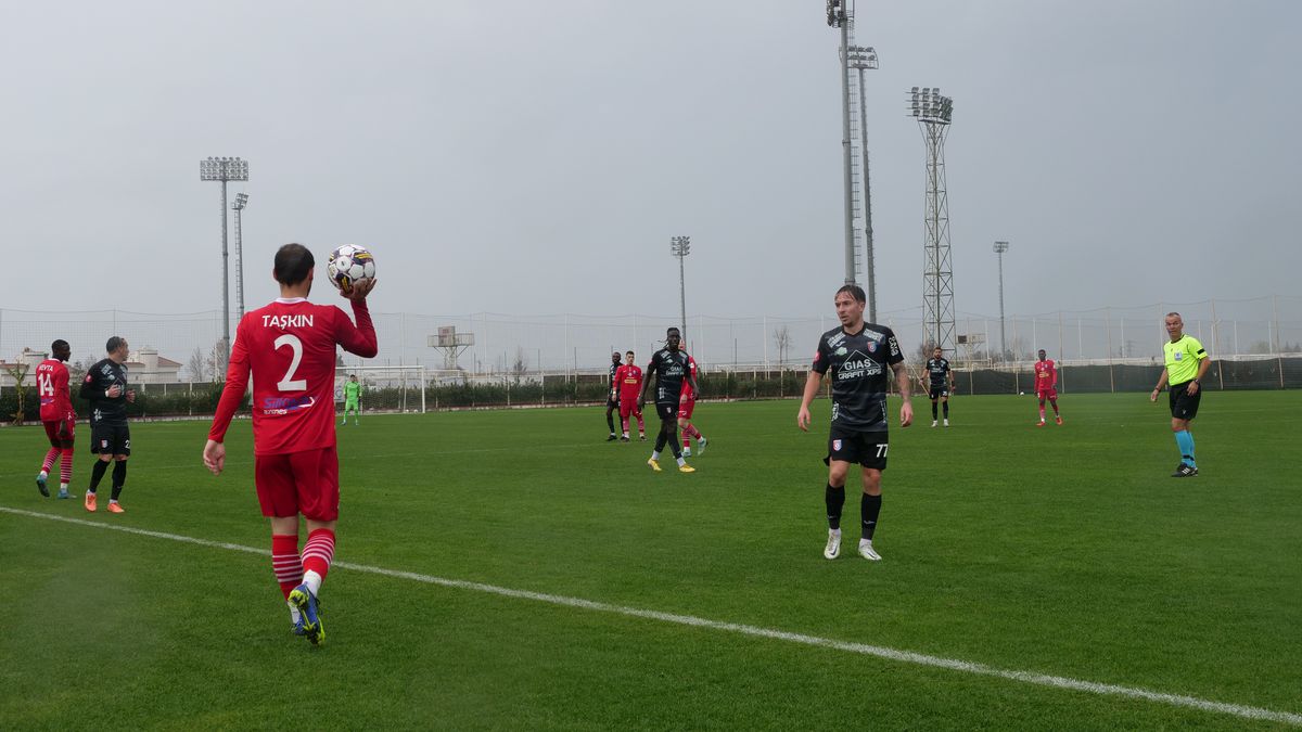 Fosta vedetă din Superliga a executat-o pe Chindia în amicalul din Antalya