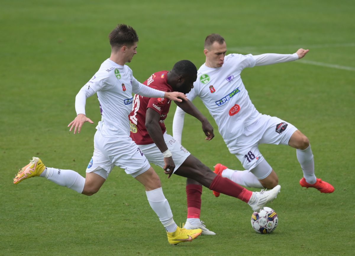 Rapid - Kecskemeti 3-1 » Giuleștenii i-au învins și pe maghiari și pe arbitri, în al doilea amical din Antalya