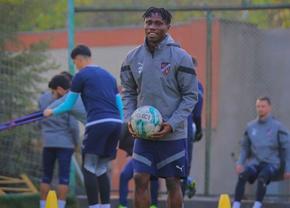 Ce se întâmplă cu Nana Antwi, jucătorul transferat de FCSB » Când se va alătura echipei și când își poate face debutul