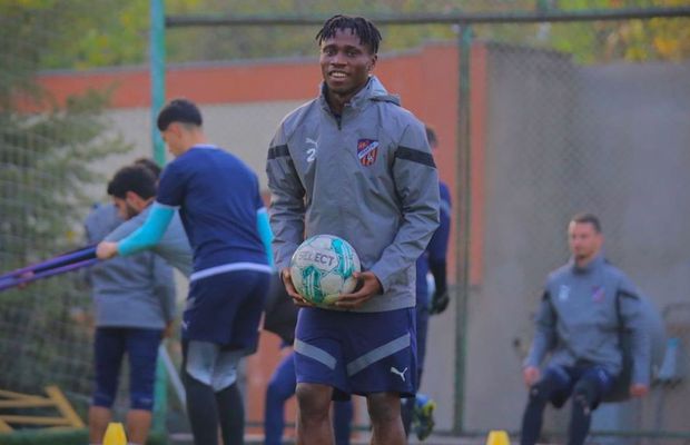 Ce se întâmplă cu Nana Antwi, jucătorul transferat de FCSB » Când se va alătura echipei și când își poate face debutul