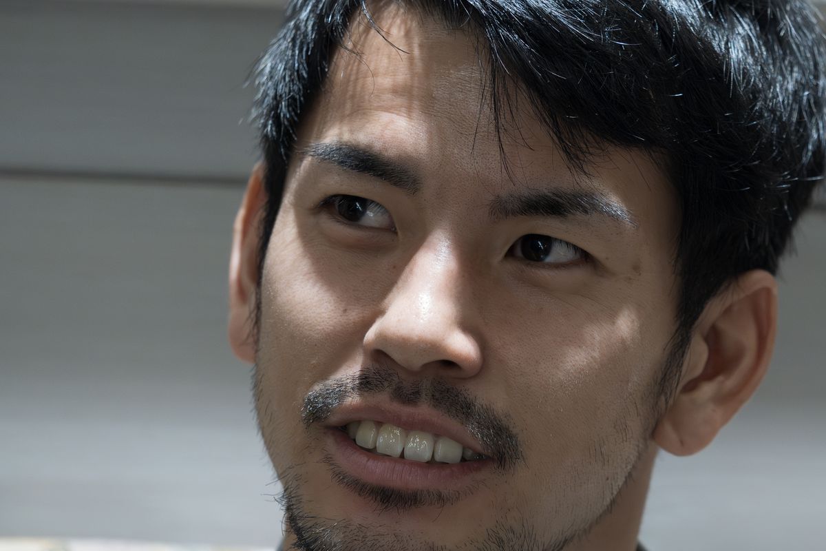 Japonezul de la Sibiu care îi iubește pe Hagi și pe Halep, între sashimi și ciorba de văcuță + Ce nu îi place: „Manele? No, sorry, no!”