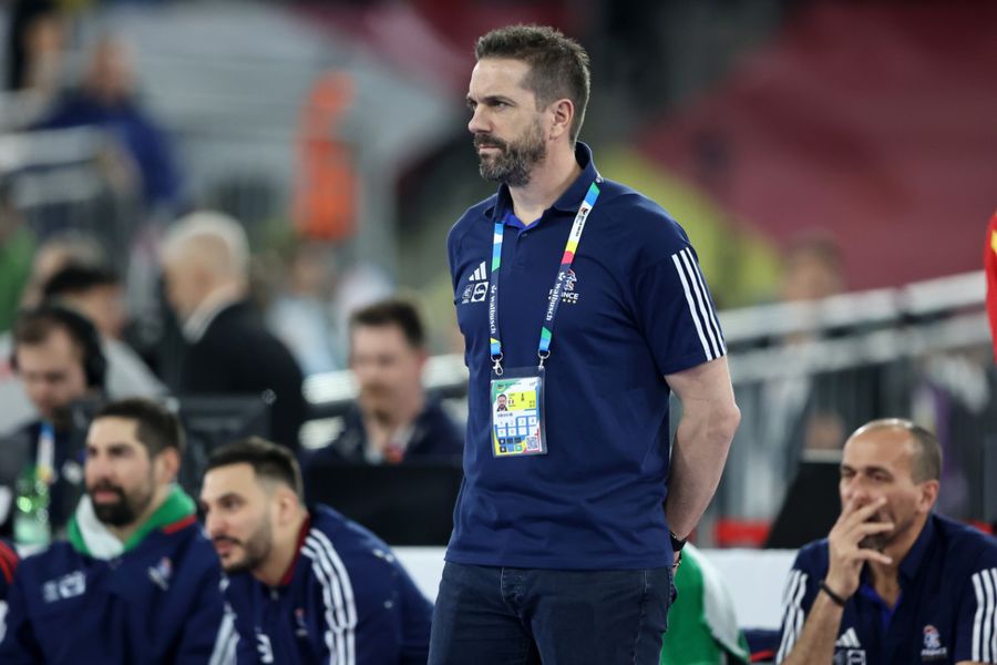 Guillaume Gille // foto: Guliver/gettyimages Mutare-șoc în handbal » Legendarul Talant Dujshebaev a fost numit selecționerul unei forțe mondiale: „Obiectivul? Să câștigăm tot!”