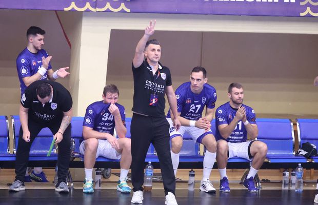 George Buricea, antrenorul de la CSM Constanța, echipa care dă 5 jucători la națională: „La European vor arăta și mai bine, sper să facă un turneu bun!”