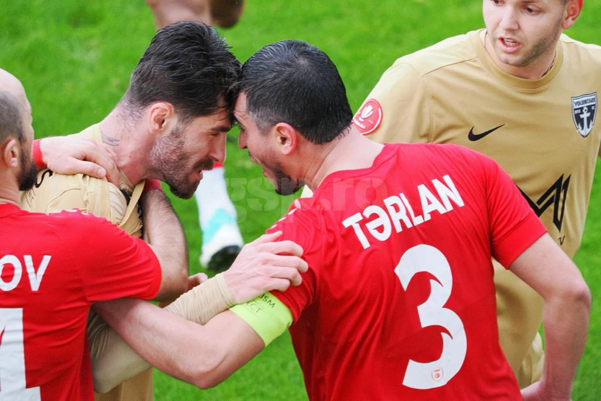 GSP a surprins imaginile zilei în Antalya: au cedat nervii la amicalul echipei românești + Fotbalist scos pe brațe de pe teren