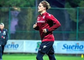 Plecare de ultimă oră din cantonamentul Rapidului! Fotbalistul nu s-a recuperat după accidentare