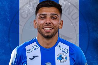 Corvinul a oficializat un nou transfer » Fundașul portughez nu este le prima experiență în România