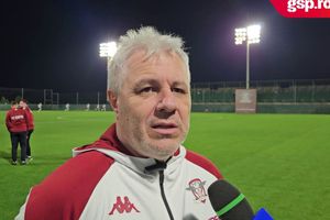 Din Dubai, Marius Șumudică cere două transferuri la Rapid: „Ne mai trebuie” + Nemulțumit de un aspect: „Mi-a zis și Pancu”