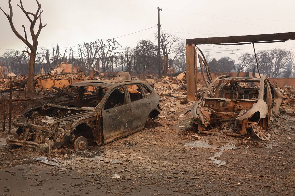 Campionul olimpic la înot și-a pierdut medaliile în incendiu: „«Ploua» cu cenușă peste mine”