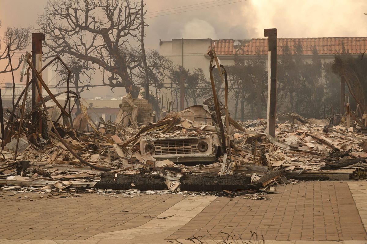 Campionul olimpic la înot și-a pierdut medaliile în incendiu: „«Ploua» cu cenușă peste mine”