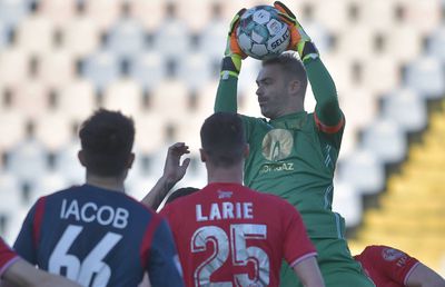 S-a lăsat de fotbal după ce a jucat peste 300 de meciuri în Liga 1 și se face IT-ist » Cum arată viața după retragere și cine a fost cel mai de temut adversar: „Mi-era mai frică de el decât de moarte!”