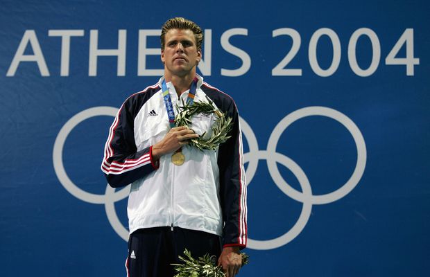 Fostul înotător Gary Hall Jr. își va primi înapoi medaliile pierdute în flăcările care au cuprins orașul Los Angeles