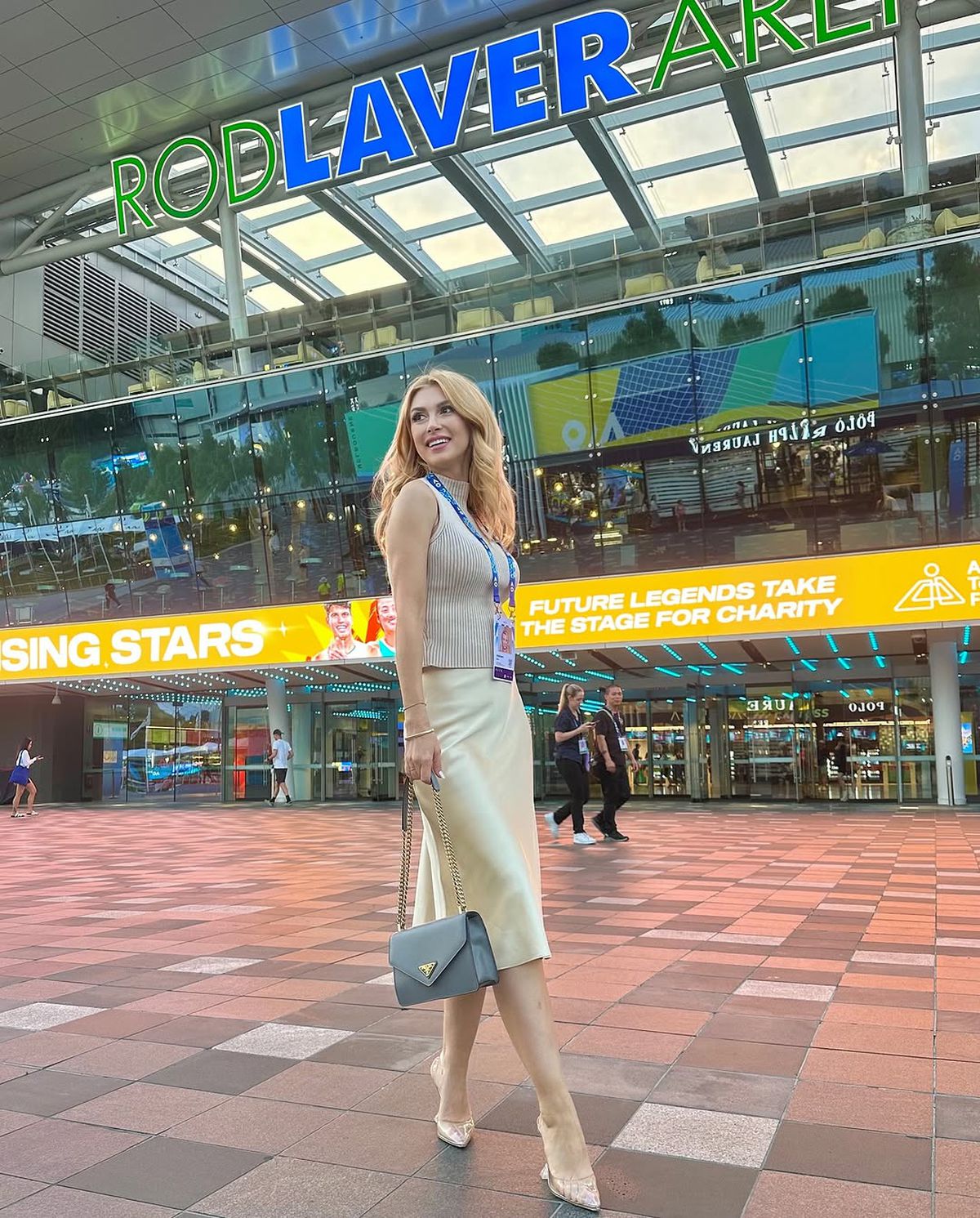 Andreea Bălan, criticată după ce a plecat în Australia, la Victor Cornea: „Îi e teamă că el își găsește vreo tinerică”