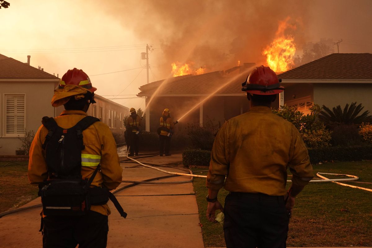 Campionul olimpic la înot și-a pierdut medaliile în incendiu: „«Ploua» cu cenușă peste mine”