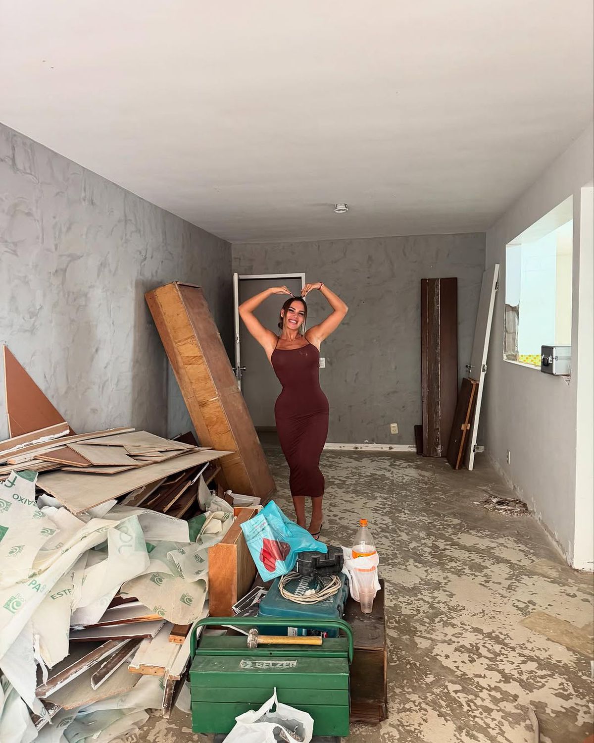 Patricia a devenit „antrenoarea vedetelor” » Imaginile îndrăznețe i-au adus 1,4 milioane de urmăritori în social media