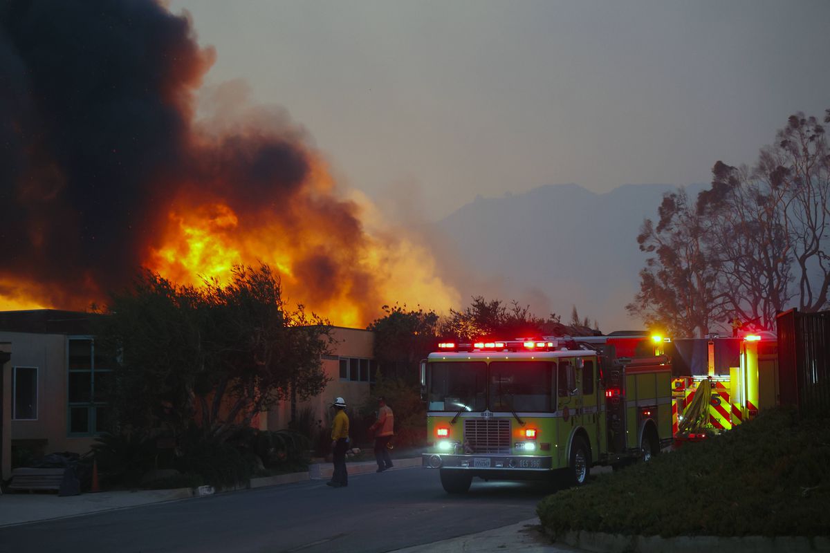 Incendiu Los Angeles