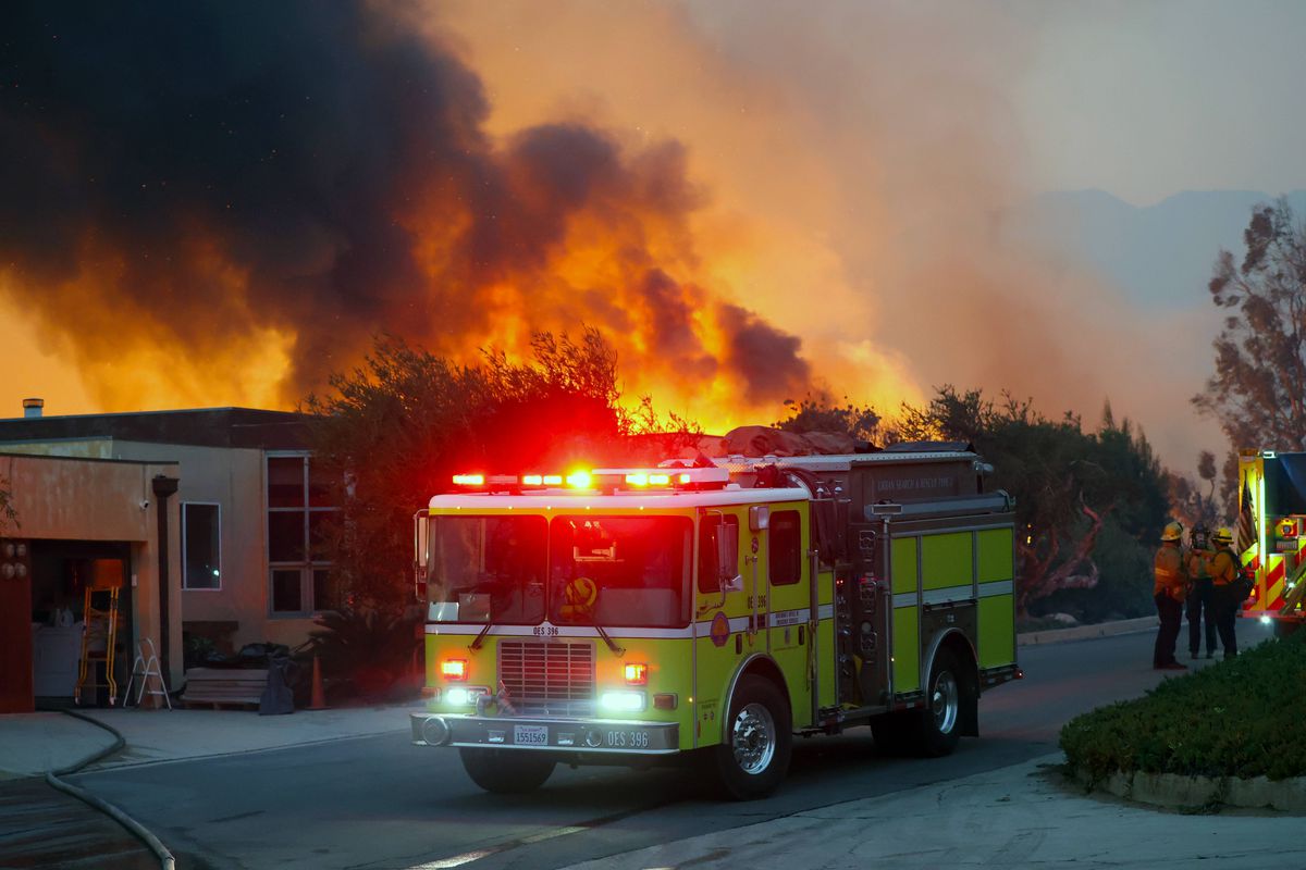 Campionul olimpic la înot și-a pierdut medaliile în incendiu: „«Ploua» cu cenușă peste mine”
