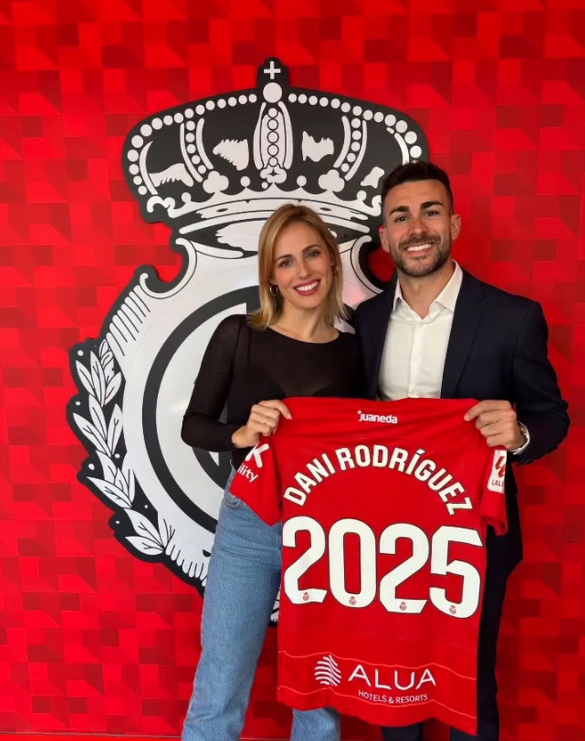 Cristina, fotomodelul prezent la Real Madrid - Mallorca, susține că fanii arabi au hărțuit-o: „S-au apropiat cu telefoanele de noi. Nu era niciun om de ordine în preajmă”