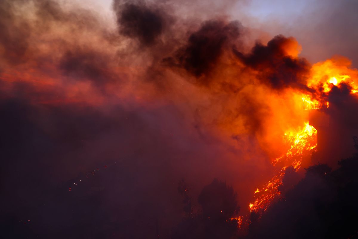 Incendiu Los Angeles
