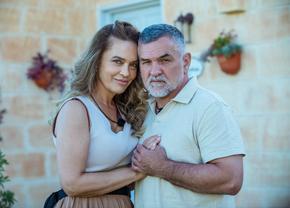 „Aveam părul creț și ochii verzi!” » Monica și Leonard Doroftei, secrete de cuplu pentru GSP.RO: „Lasă-mă să zic și eu ceva! Aveam 16 ani când l-am cunoscut, nu știam cu ce se ocupă”