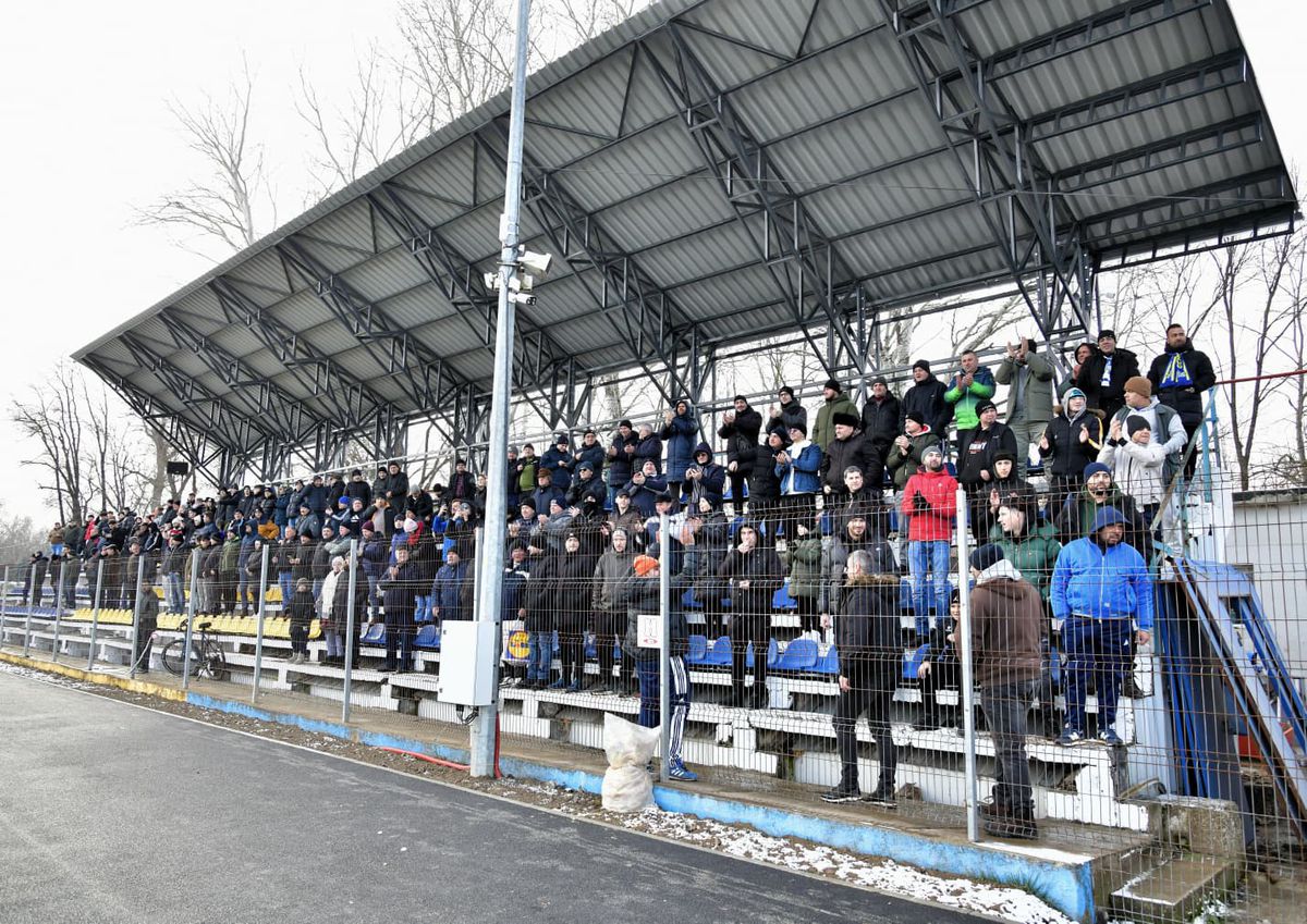 A revenit pe teren după 4 luni în care s-a luptat cu depresia, în primul meci jucat de Slobozia pe stadionul modernizat