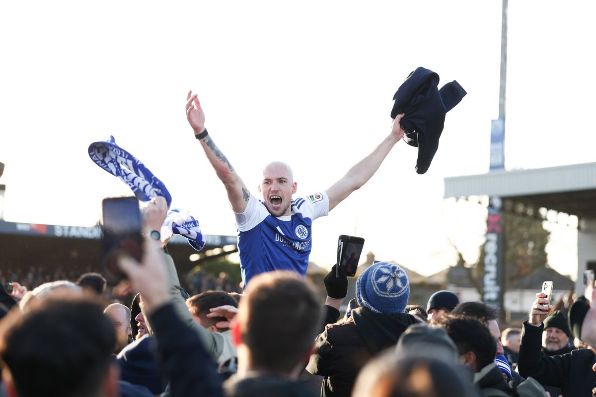 „Cea mai mare surpriză din istoria Cupei Angliei!” » Deținătoarea trofeului, eliminată de echipa din liga a ȘASEA