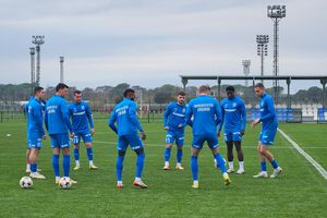 Universitatea Craiova - Stuttgart 2, al doilea test al oltenilor în Turcia » Superstarul oltenilor e OUT + Mihai Rotaru e la meci