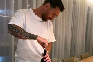 Preferința curioasă a lui Leo Messi: cu ce își combină vinul de 60 de euro » „Așa se duce mai rapid alcoolul din corp”