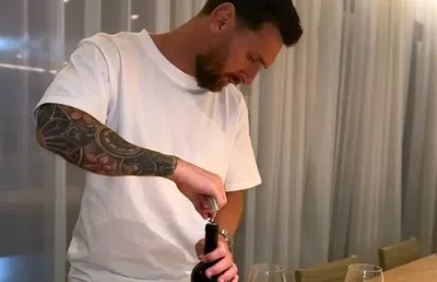 Preferința curioasă a lui Leo Messi: cu ce își combină vinul de 60 de euro » „Așa se duce mai rapid alcoolul din corp”
