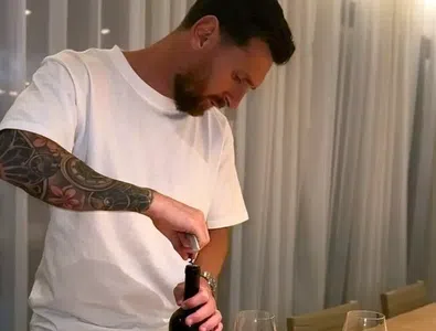 Preferința curioasă a lui Leo Messi: cu ce își combină vinul de 60 de euro ...