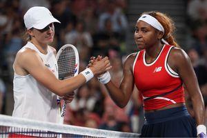 Swiatek învinsă clar de Gauff, dar Polonia a avansat în ultimul act la United Cup pentru al treilea an la rând