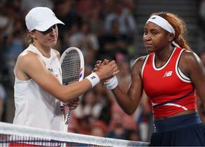Swiatek învinsă clar de Gauff, dar Polonia a avansat în ultimul act la United Cup pentru al treilea an la rând