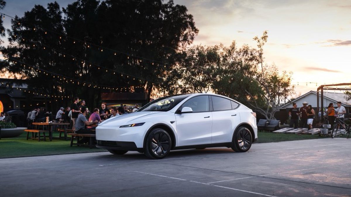 Tesla Model Y Standard Long Range
