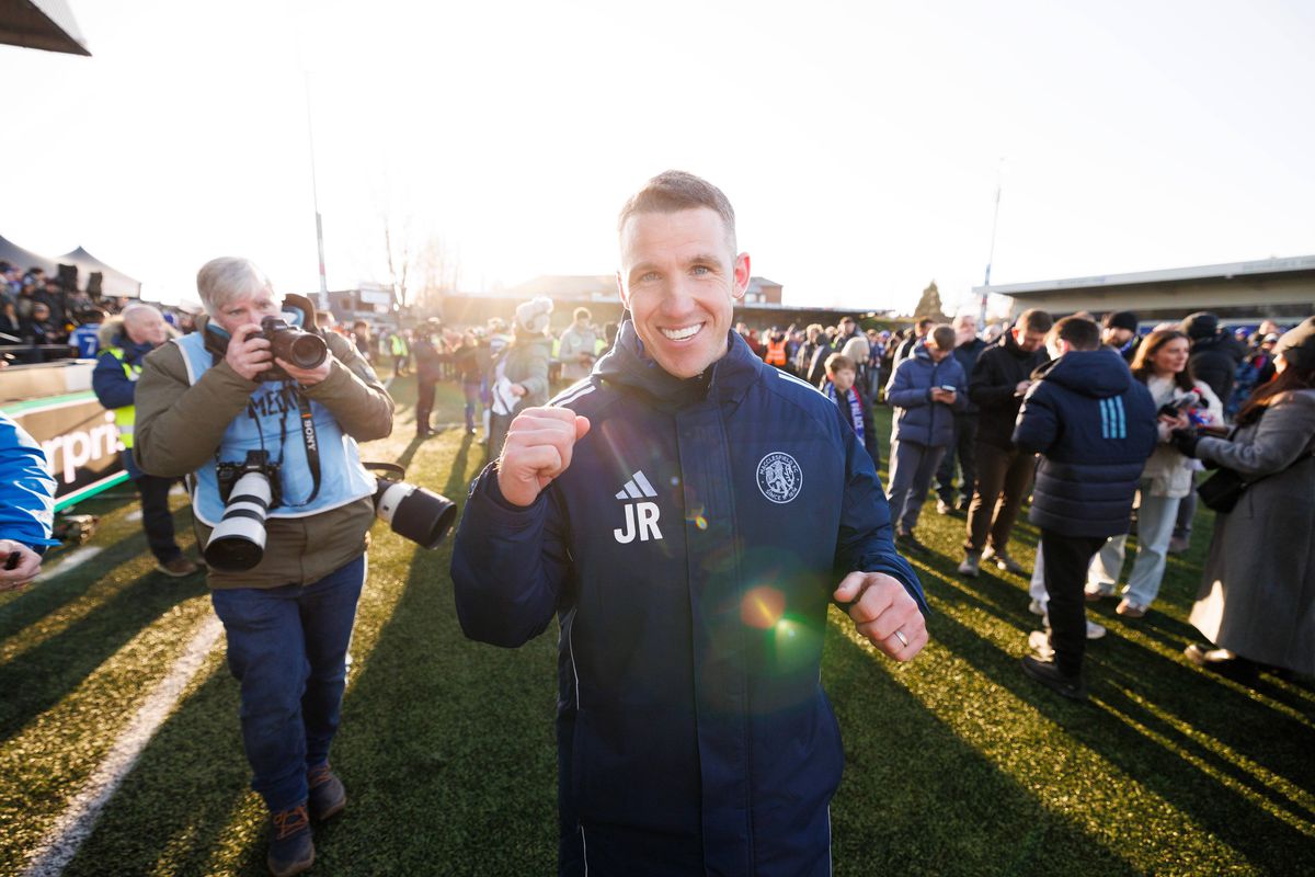 „Cea mai mare surpriză din istoria Cupei Angliei!” » Deținătoarea trofeului, eliminată de echipa din liga a ȘASEA