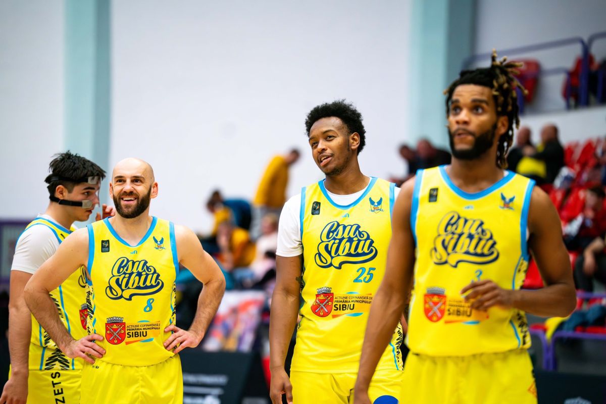 Poza pentru articolul CSU Sibiu a reușit revenirea anului în baschetul românesc! Adversarii au condus cu 65-39, dar a urmat ceva incredibil