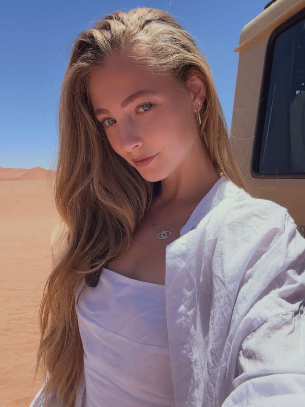 După despărțirea de Badosa, Tsitsipas s-a cuplat cu o altă jucătoare de tenis! Primele imagini împreună