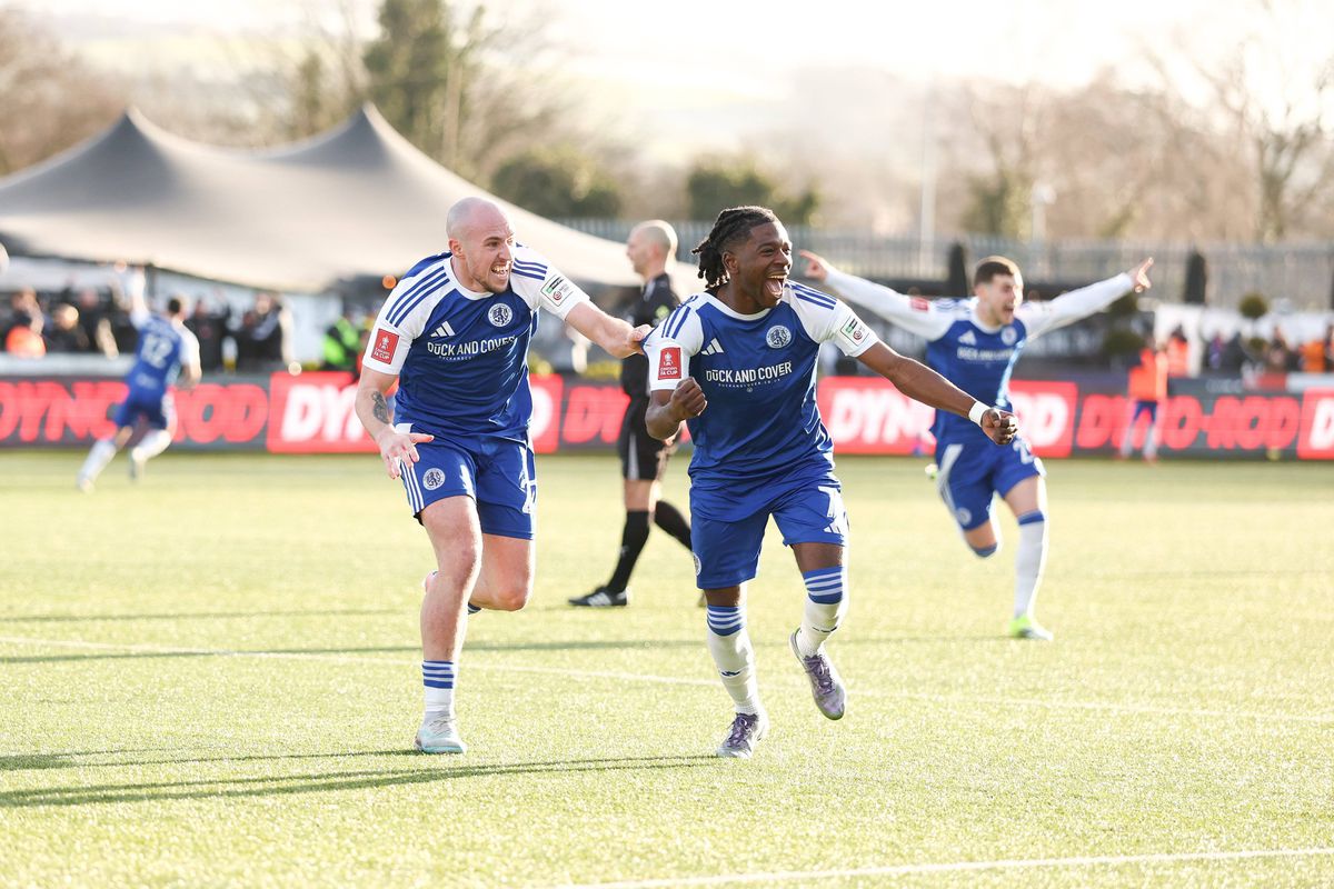 „Cea mai mare surpriză din istoria Cupei Angliei!” » Deținătoarea trofeului, eliminată de echipa din liga a ȘASEA