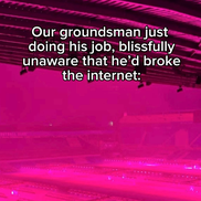 Stadionul lui Birmingham FC a iluminat orașul în roz / foto: Instagram Birmingham City FC