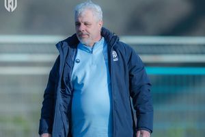 Al Akhdoud - Al Ahli, în Arabia Saudită » Debut infernal pentru Marius Șumudică