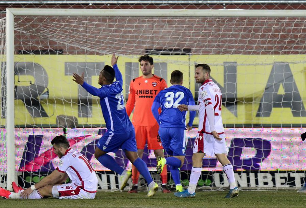 DINAMO // NOTE GSP: Dezastru în defensiva lui Dinamo » Lukas Skovajsa și Mihai Popescu, cei mai slabi de pe teren!