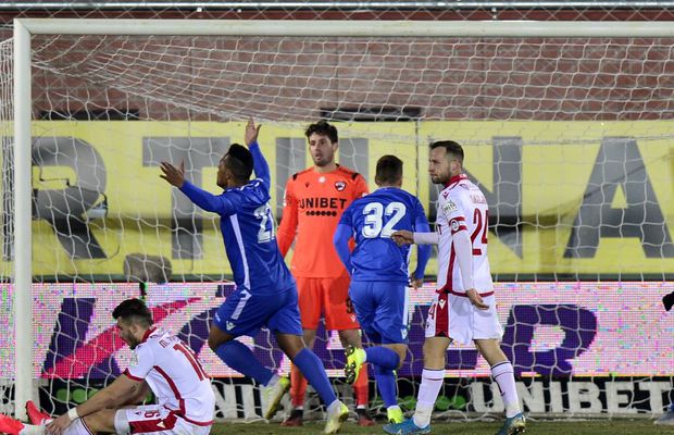 DINAMO // NOTE GSP: Dezastru în defensiva lui Dinamo » Lukas Skovajsa și Mihai Popescu, cei mai slabi de pe teren!