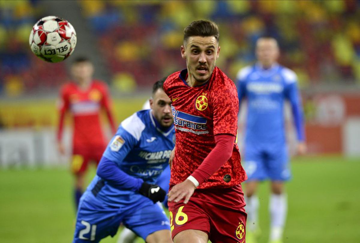 FCSB // Florinel Coman e „urecheat” de Gabi Balint: „Nu trebuia să procedeze așa”