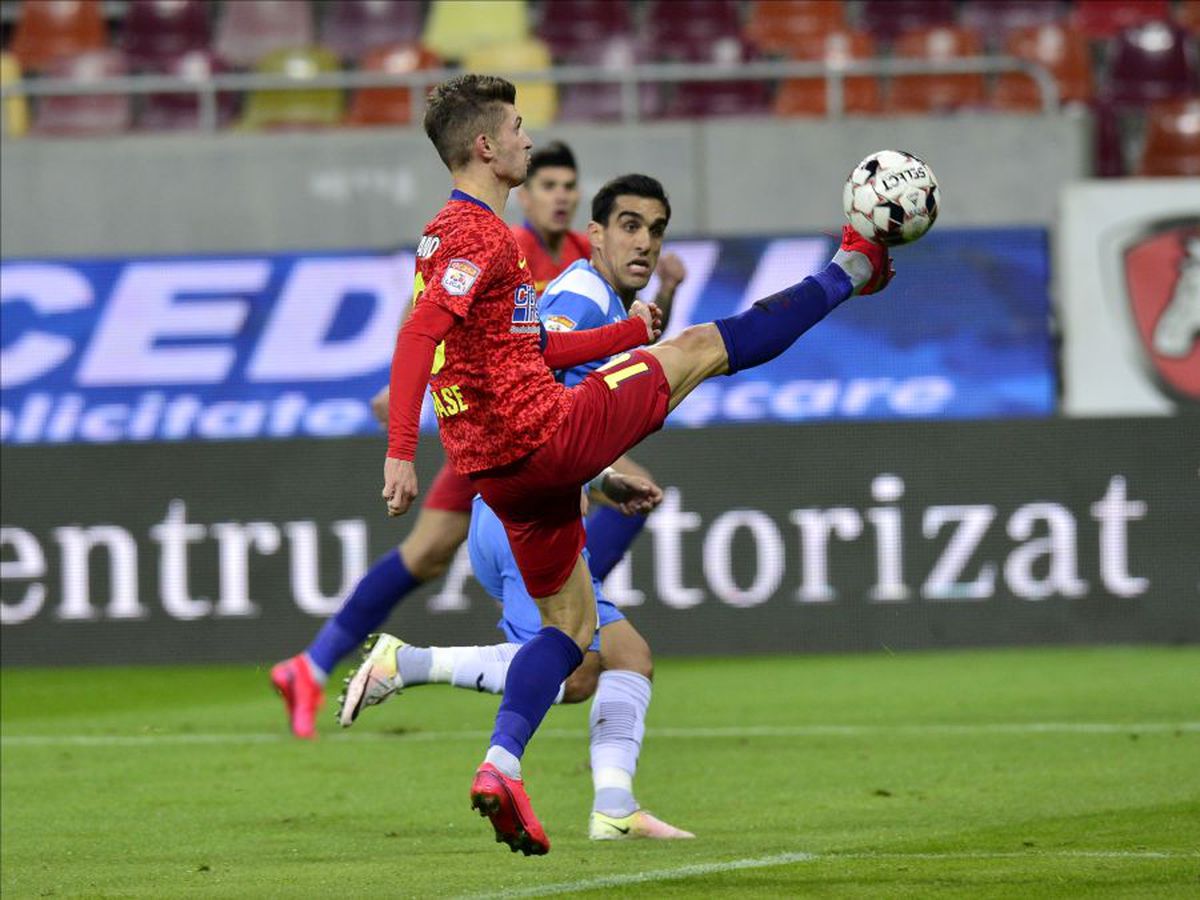 FCSB // Florinel Coman e „urecheat” de Gabi Balint: „Nu trebuia să procedeze așa”