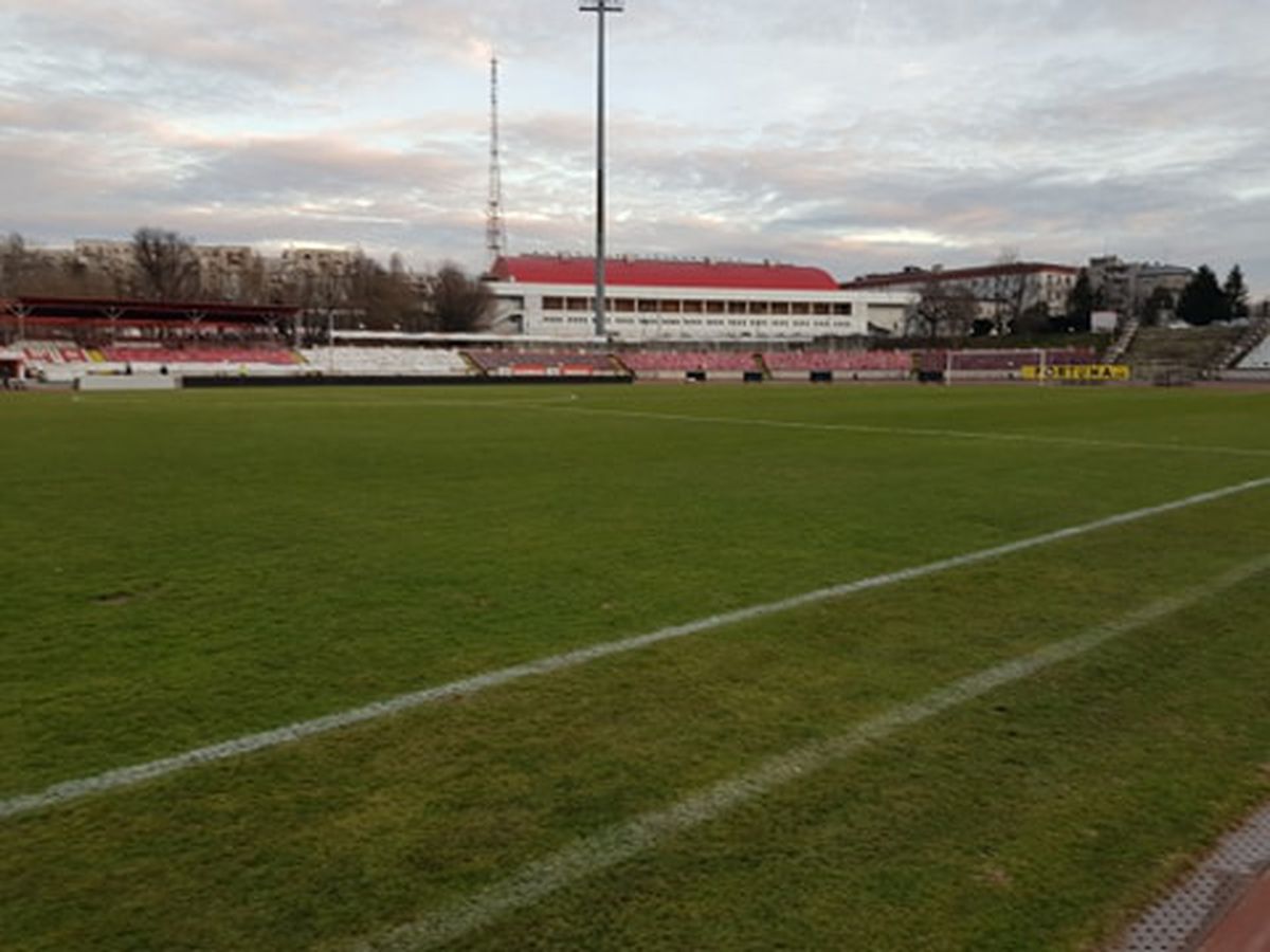 FOTO. Cum arată terenul înainte de Dinamo - FCSB » GSP a inspectat gazonul din Ștefan cel Mare