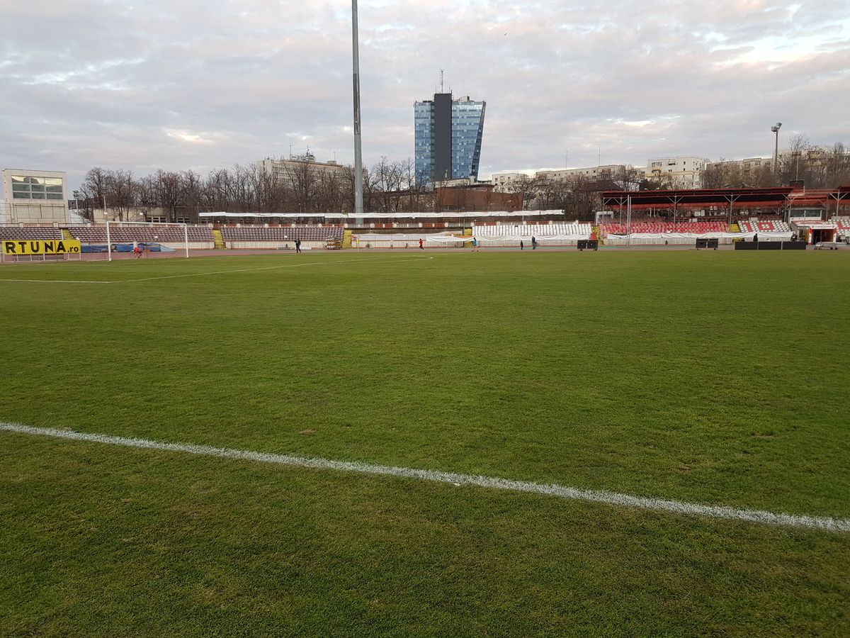 FOTO. Cum arată terenul înainte de Dinamo - FCSB » GSP a inspectat gazonul din Ștefan cel Mare