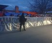 FOTO+VIDEO. Fanii FCSB s-au strâns din nou la baza din Berceni ca să-şi încurajeze favoriţii înainte de derby. Mesaje dure pentru rivali: „Umblați cu cutia milei și tot sperați / Tot de șahiști și spanioli cârpiți o să fiți reprezentați”